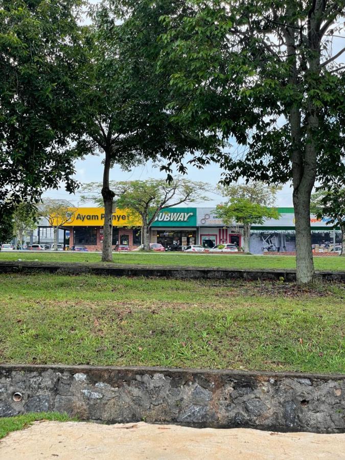 Ruwa Homestay Jitra Eksteriør billede
